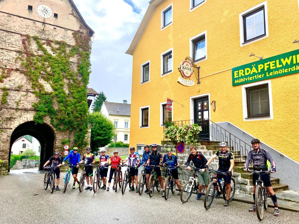 Gasthof 'Zum Alten Turm' Haslach an der Mühl 外观 照片